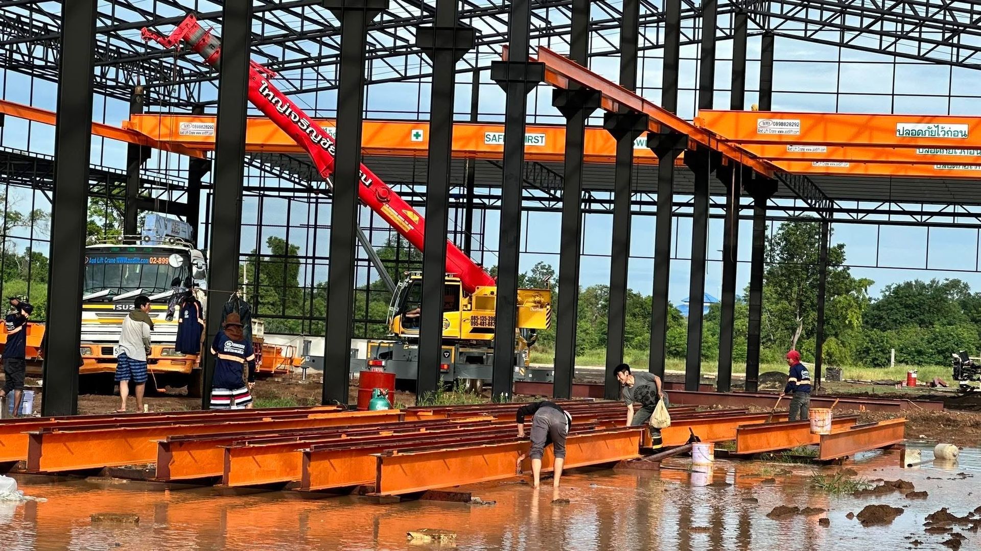 ติดตั้งเครนโรงงาน